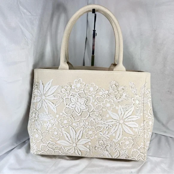 Oscar De La Renta Floral CanvasTote for Neiman Marcus/Target - Picture 9 of 12